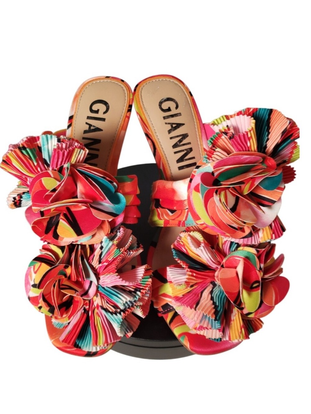Gianni Bini Multicolor Hardaway Printed Floral Pleated Event PROM Sandals 6 NWOT